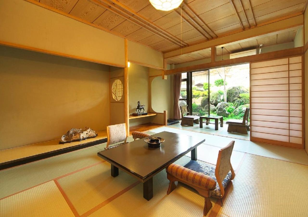 Meitei no Yado Hotel Koshien Fuefuki Exterior foto